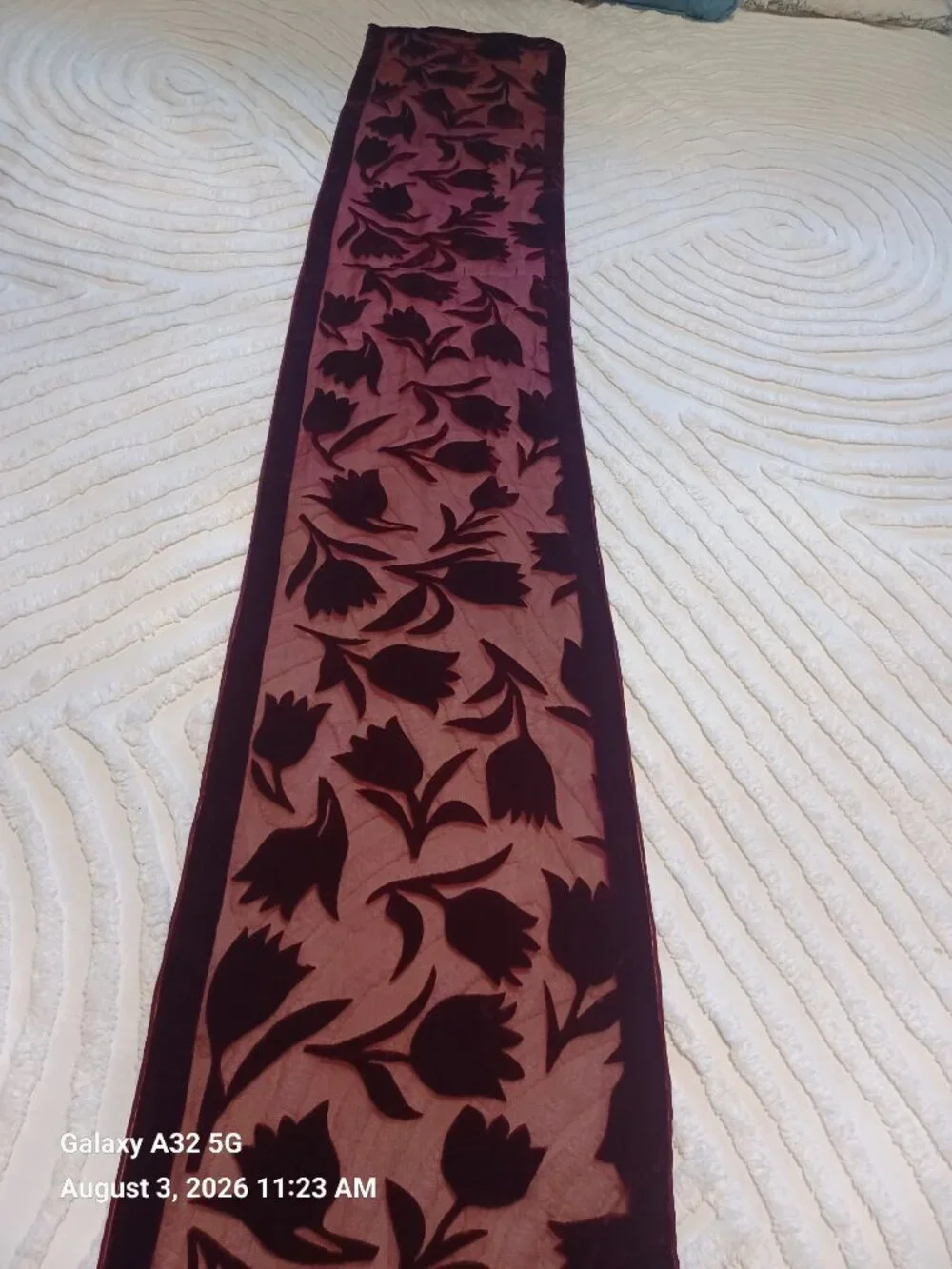 Women's Burgundy Velvet Floral Burnout Scarf